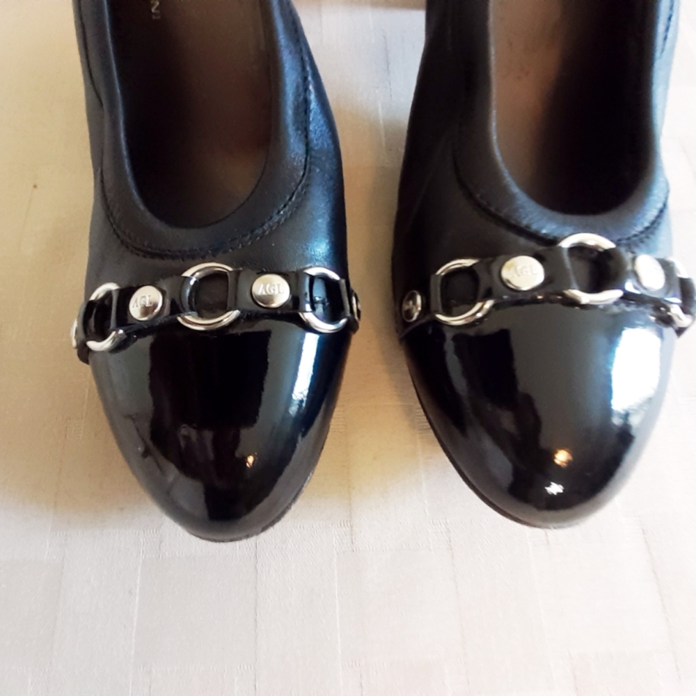 AGL Black Leather Cap Toe Block Heel Pumps - Picture 6 of 11